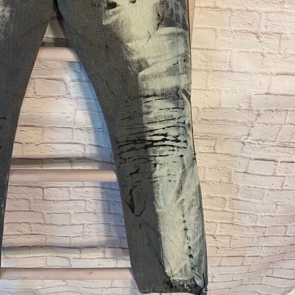 💝 3/$75 GS-115 Distressed Youth Gray Denim Pants - Picture 10 of 11